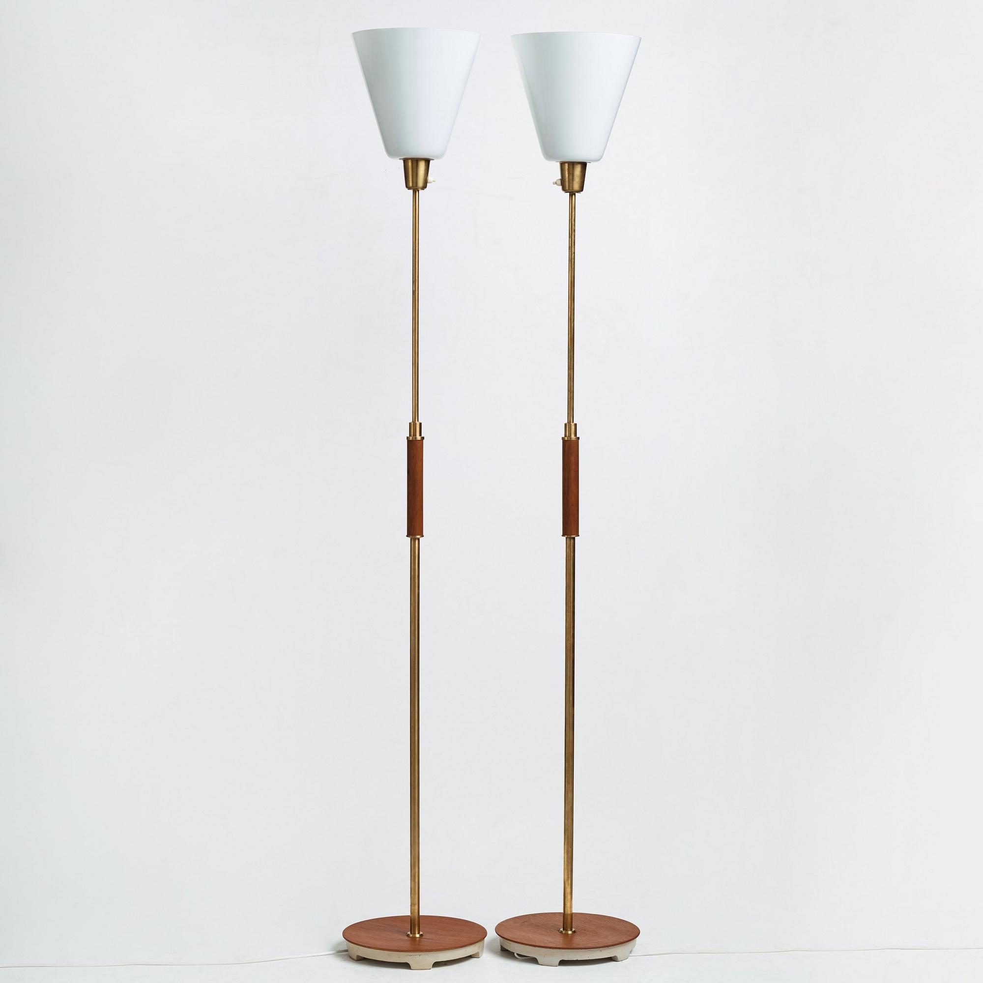 Bertil Brisborg, a pair of floor lamps, "Triva", for Nordiska Kompaniet 1940-50's.