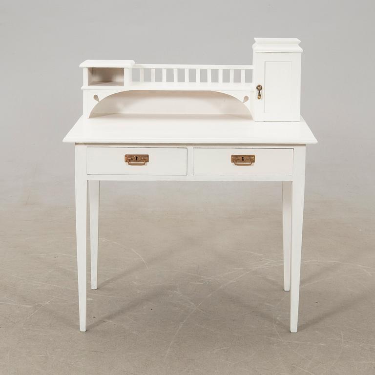 Desk with chair around 1900.