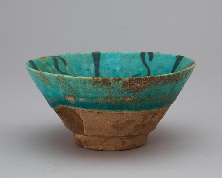 Bowl, earthenware. Iran, possibly 13th century.