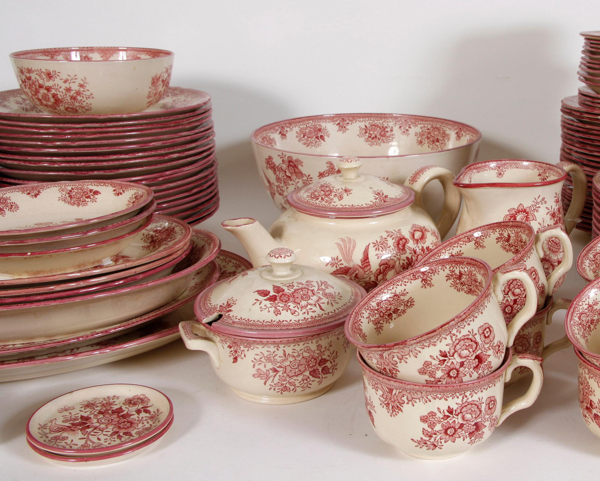 SERVISDELAR, ca 115 st, flintgods, "Fasan", Old Gustavsberg.