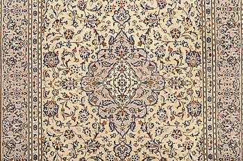 A carpet, Kashan, c. 302 x 197 cm.