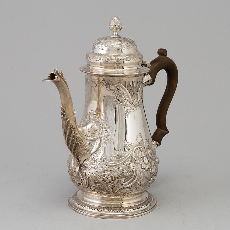 A George III silver coffee pot, William Grundy, London, 1764.