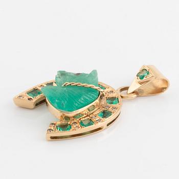 18K gold and carved emerald horse  pendant.