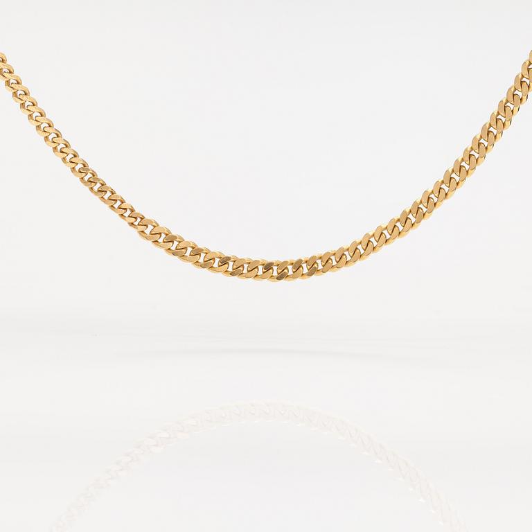 A 14K gold neckalce. Italy.