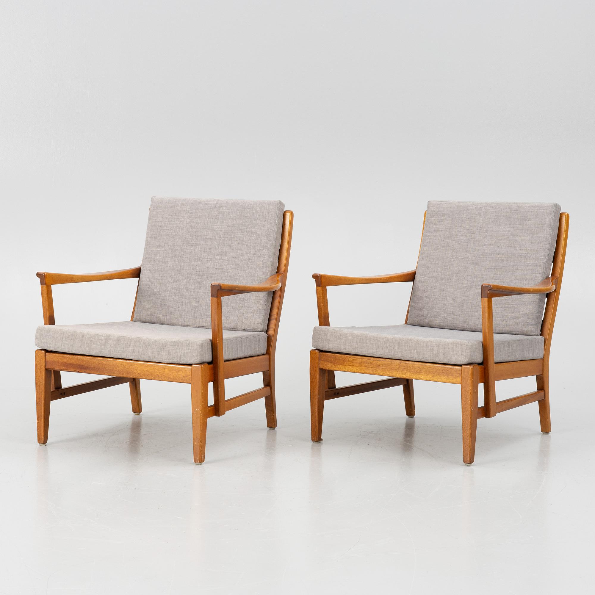 Armchairs, a pair, second half of the 20th century.