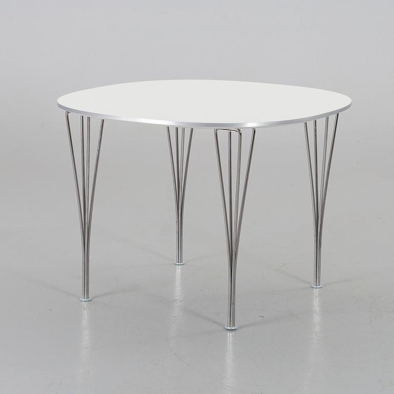 BRUNO MATHSSON & PIET HEIN, bord, "Supercirkel", för Fritz Hansen, 2000-tal. Formgivet 1964.