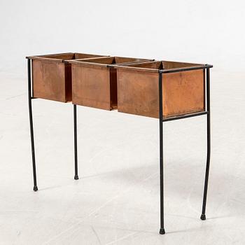 Hans-Agne Jakobsson, flower table, model "M 76", Markaryd.