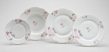MATSERVIS, 58 del, porslin, 1900-talets första hälft.