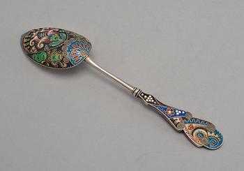 SKED, 88 silver, cloisonné emalj. Feodor Rückert, Moskva 1908-17.