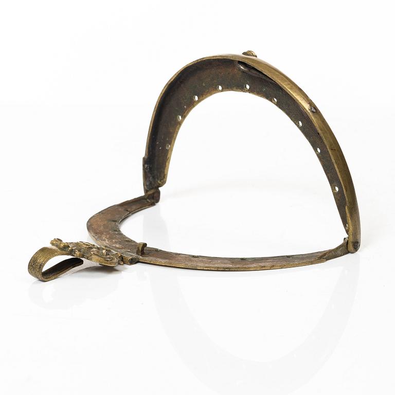 Mässingsföremål, fem stycken, 1700 - 1800-tal.