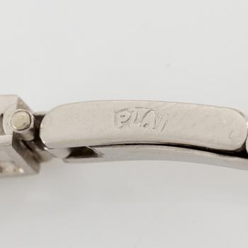 Bracelet, platinum with eleven brilliant-cut diamonds.