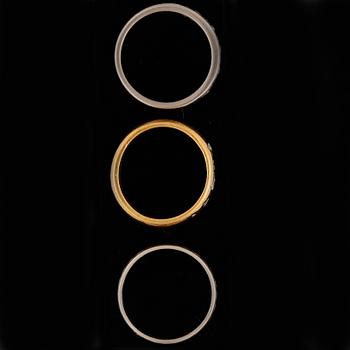 RINGAR, 3 st, 18k guld med diamanter samt safirer. Total vikt ca 11,9 gram.