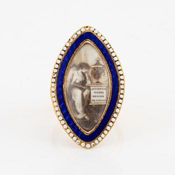 Ring, "memento mori"/mourning ring, gold, navette-shaped with blue and white enamel featuring sepia painting. Late 18th/19th century.