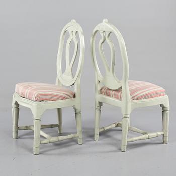 STOLAR, ett par, så kallade Svenska modellen, gustavianska, omkring år 1800.