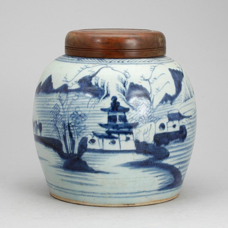 KRUS, porslin, Kina, 1800-tal.