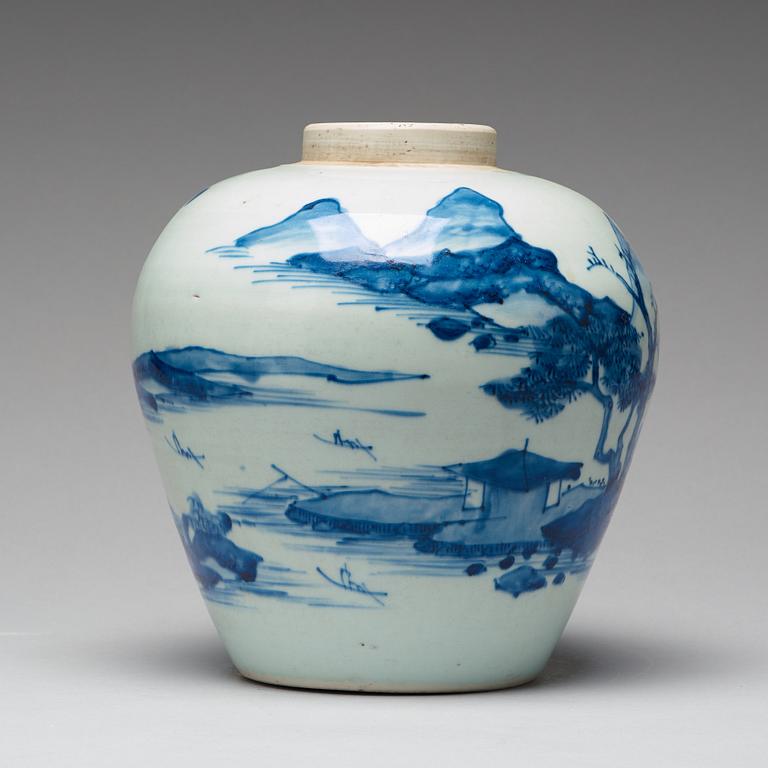 A blue and white Transitional jar, 17th Century.