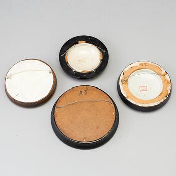 FOUR 19TH CENTURY ENGLISH PORCELAIN POTS LIDS.