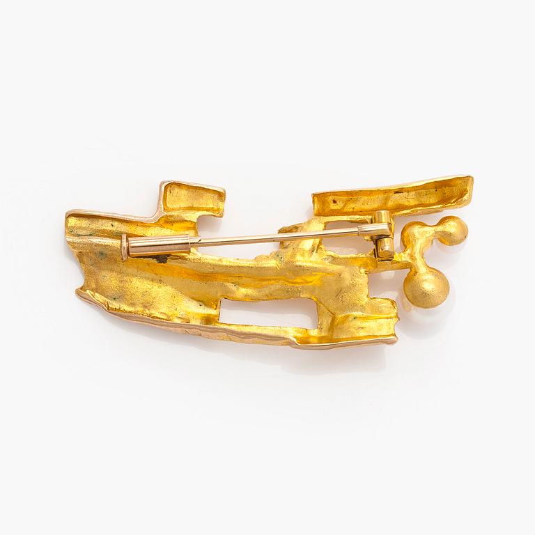 Björn Weckström, A 14K gold 'Bow of Argo' brooch with cultured pearls for Lapponia 1972.