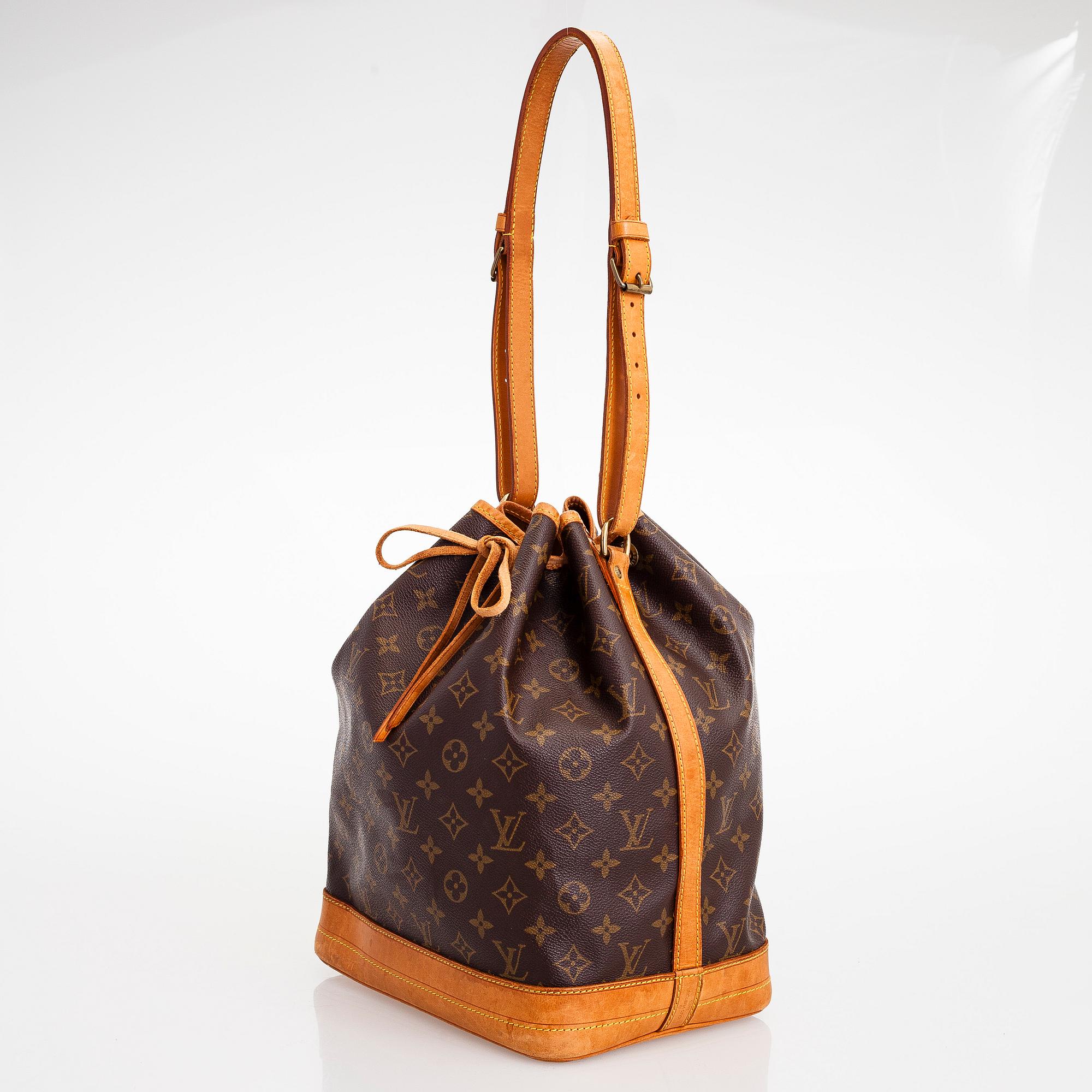 Louis Vuitton,  A Monogram 'Noé' Bag.