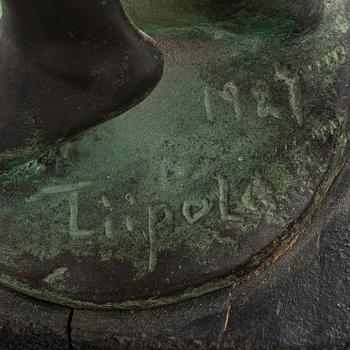 Yrjö Liipola, Kvinna.