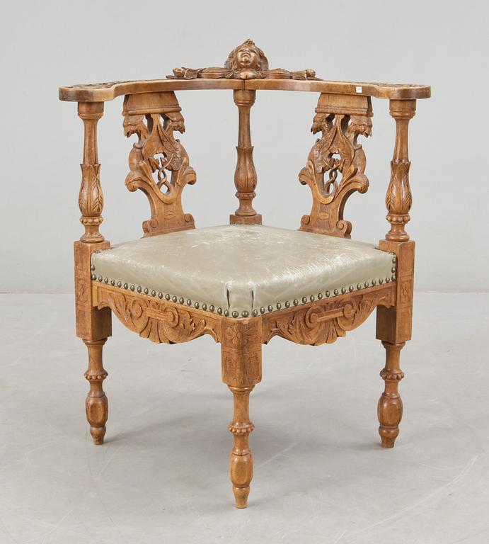 PUDERSTOL, renässansstil, omkring 1900.