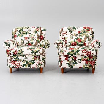Josef Frank, a pair of model 336 armchairs, Firma Svenskt Tenn, AB O.H. Sjögren, 2017.
