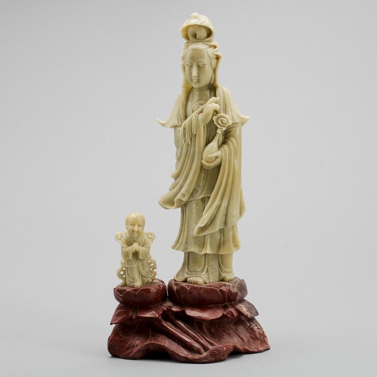 FIGURIN, soapstone, Kina, 1900-tal.