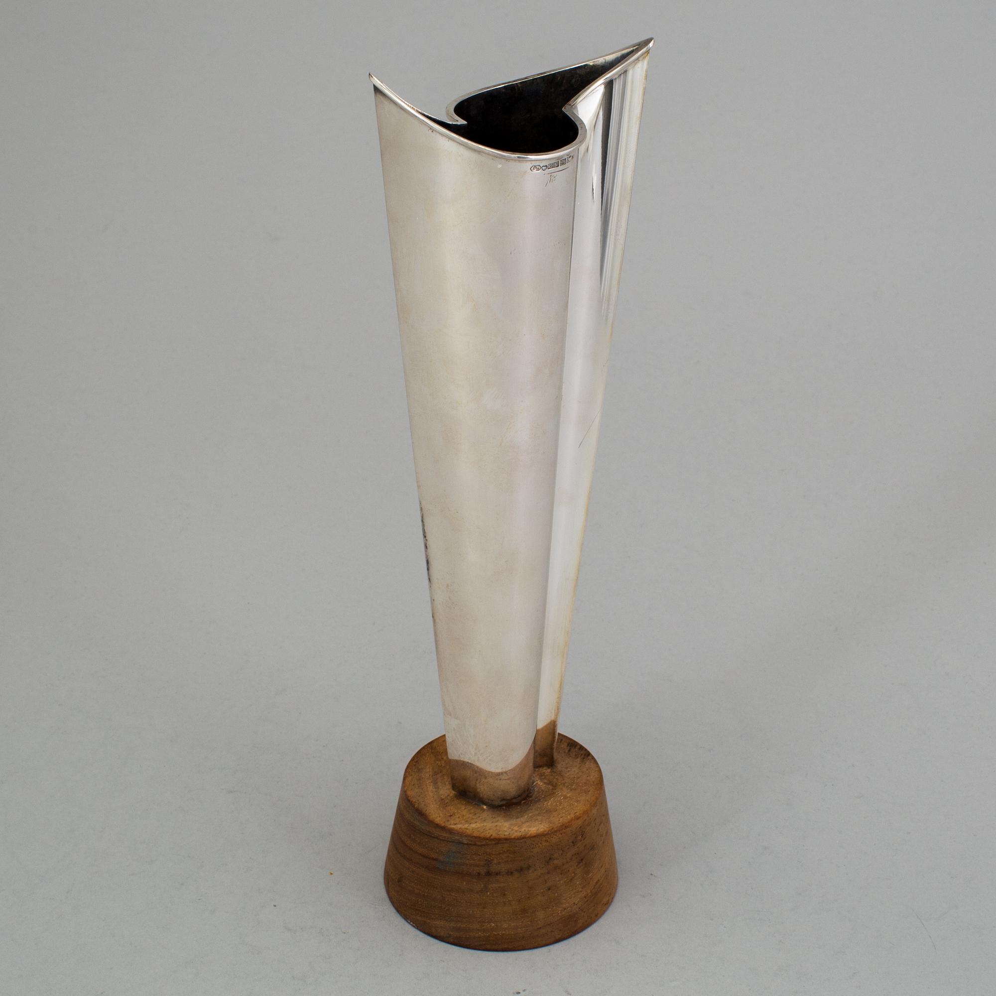 A Finnish 20th century silver and wood vas, mark of Tapio Wirkkala, Helsinki 1963.