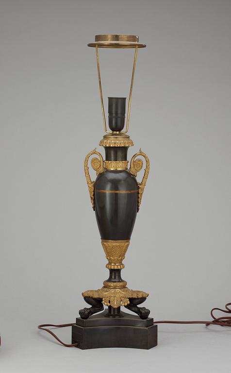 BORDSLAMPA,  Frankrike. 1800-talets första del. Senempire.
