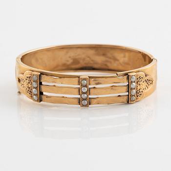 18K gold and seed pearl bangle, France, 1800's.