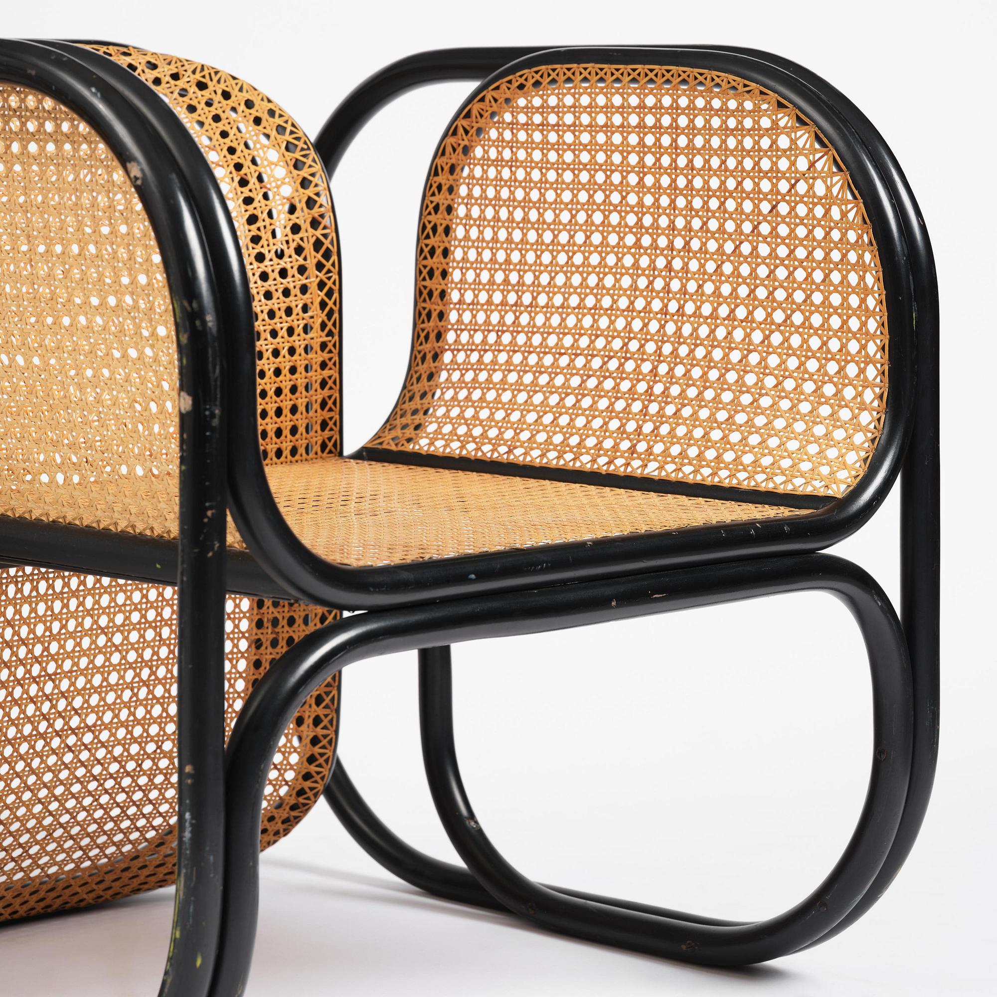 Jan Bocan, fåtöljer, ett par, Thonet, utförda för Tjeckoslovakiska ambassaden, Stockholm, 1972.