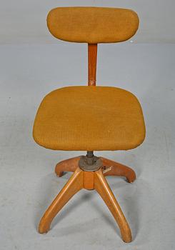 SKRIVBORDSSTOL, Åtvidaberg, omkring 1900-talets mitt.