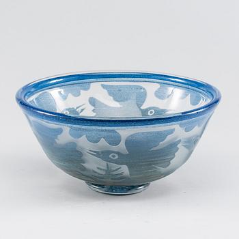 A Bertil Vallien glass bowl, Boda.