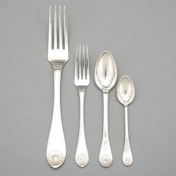 BESTICKSERVISDELAR, 44 st snarlika, "Snäckmodell", bla Carl Hoff, Hälsingborg, 1900-tal. Tot vikt ca 1250 g.