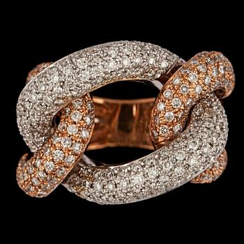 1251. A brilliant cut diamond ring, tot. 3.64 cts.