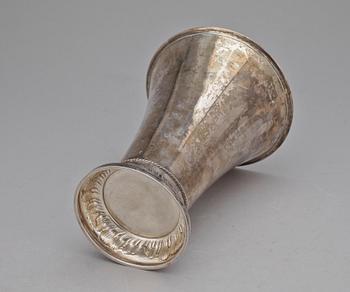 BÄGARE, silver, Carl Strandberg, Ystad, 1915. Totalvikt 338 g.