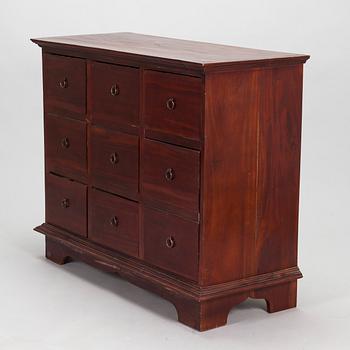 A mahogany chest of drawers, 21st century.