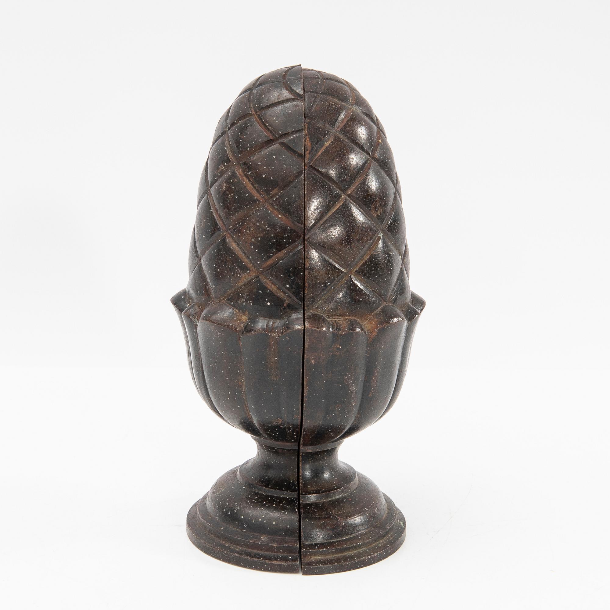 Bookends, a pair, first half of the 20th century.