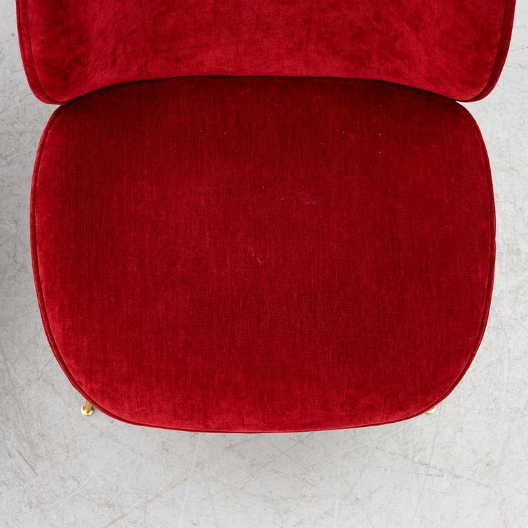 GamFratesi, stolar, ett par, "Beetle Lounge Chair", Gubi, Danmark.