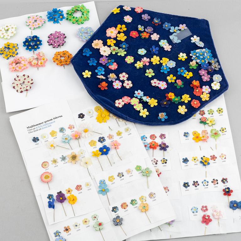 Majblommor samt kransar, ca 100 st, 1908-2015.