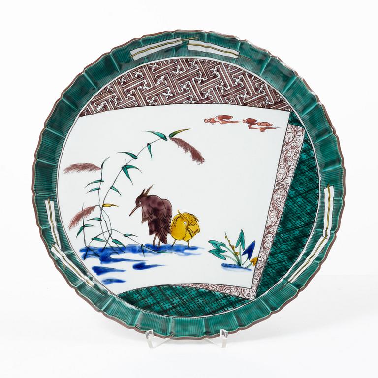 A Japanese kutani style porcelain dish, 20th century.