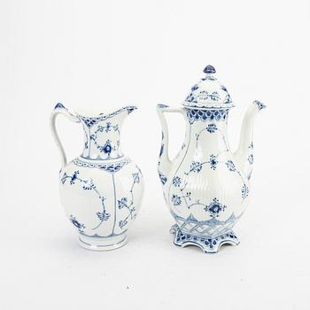 Coffee pot and chocolate pot Musselmalet full lace and half lace Royal Copenhagen Denmark 1959/64.