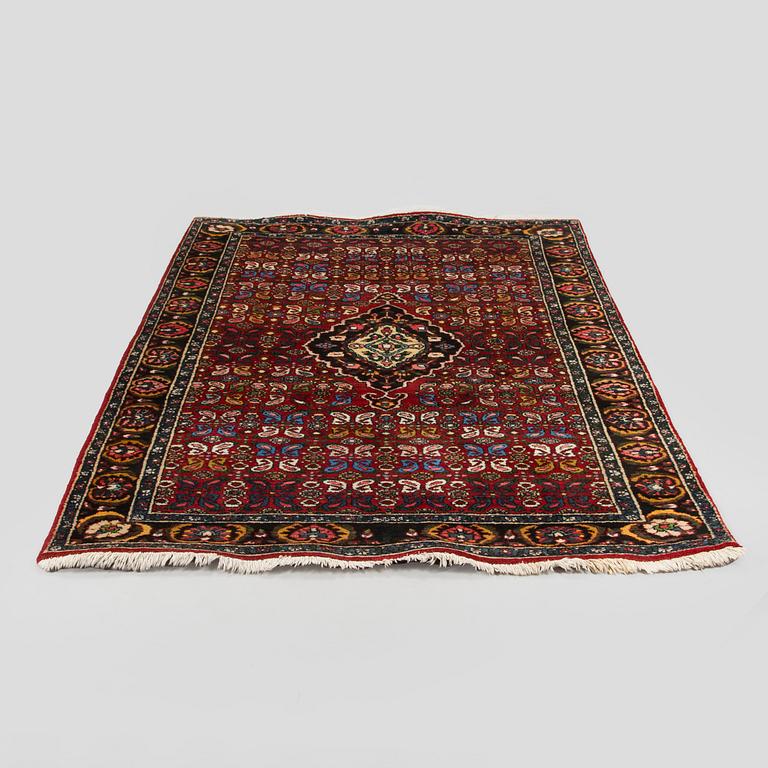 Matto, itämainen, n. 212x135 cm.