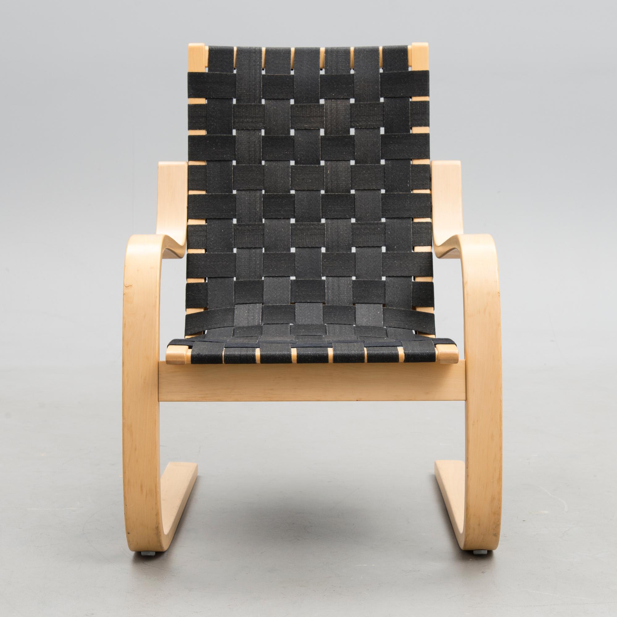 A late 20th century  '406' armchair for Artek.