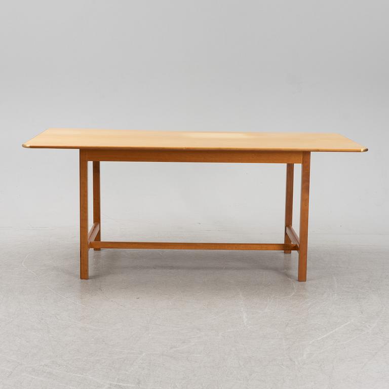 A model 590 ash tree writing desk by Josef Frank for Firma Svenskt Tenn.