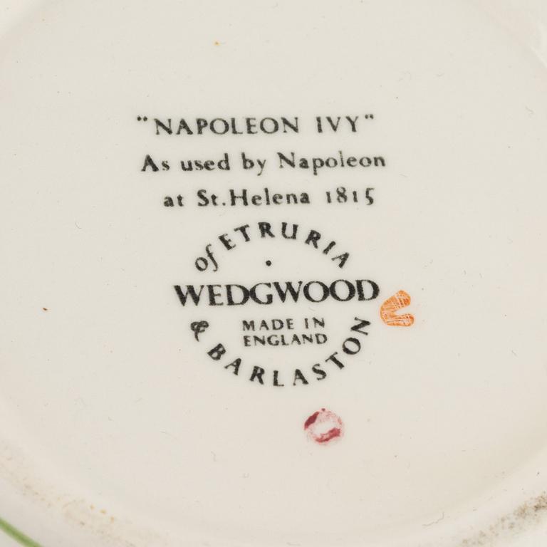 Servisdelar, flintgods, 'Napoleon Ivy', 8 delar, Wedgwood.