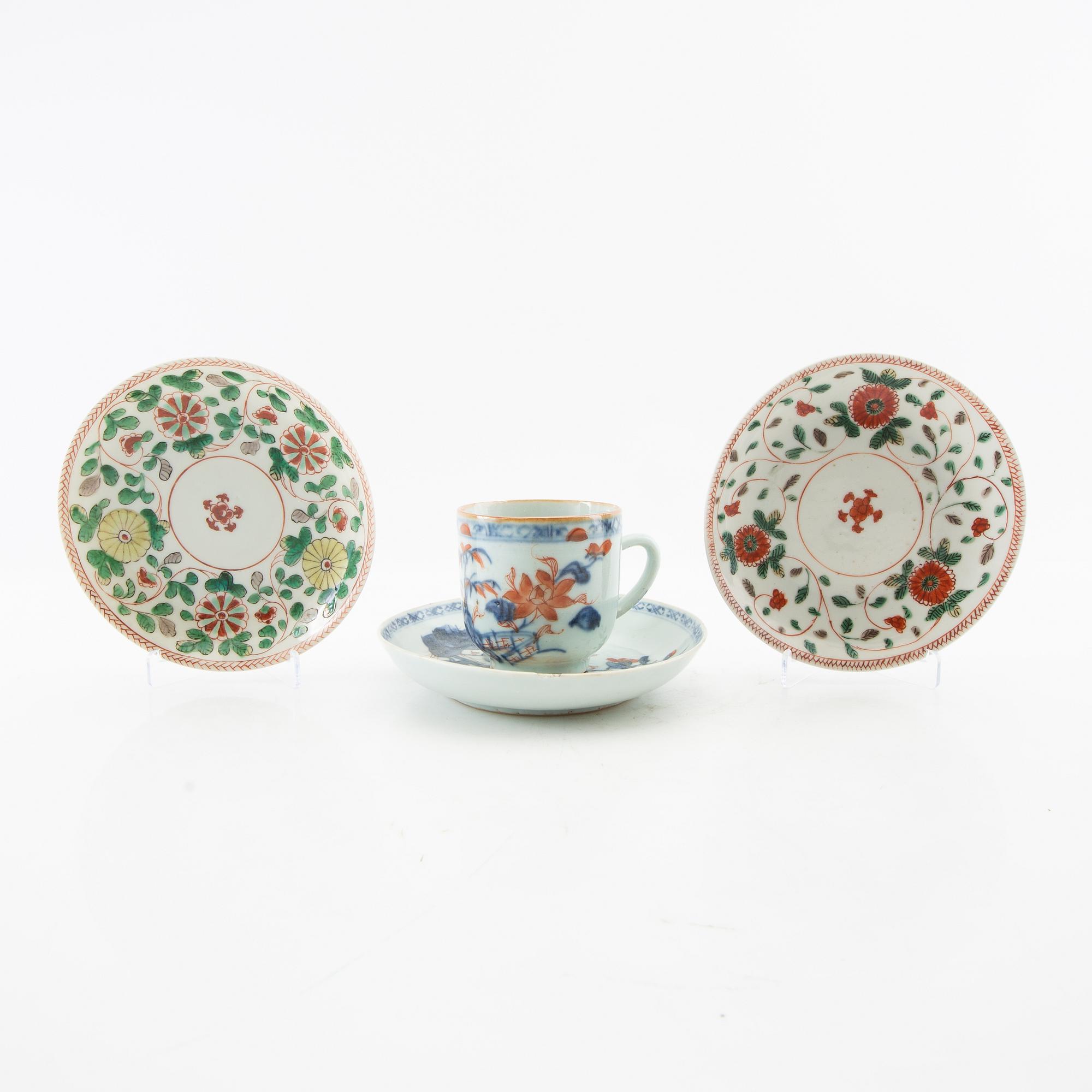 Cup with saucer and saucer two pieces China 18th century porcelain.