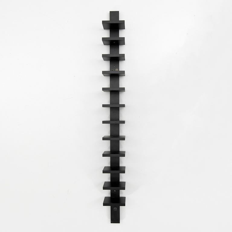 John Kandell, Shelf, "Pilaster", Källemo.