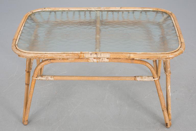 MÖBELGRUPP, 7 delar, 1900-talets mitt.