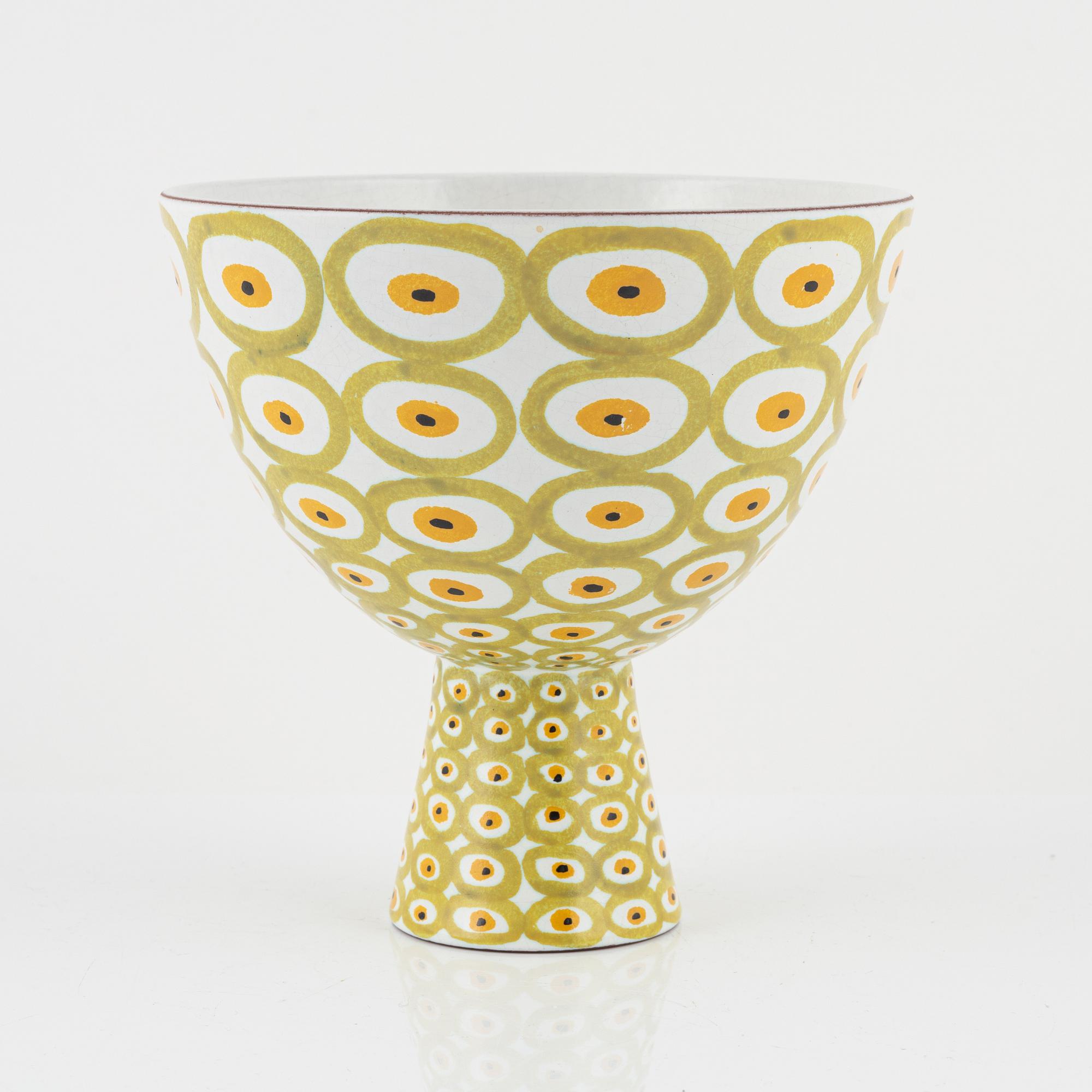Stig Lindberg, an earthenware bowl, Gustavsberg Studio, Sweden.